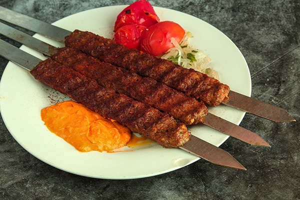 Kebab Kheshkhash Meat / Chicken